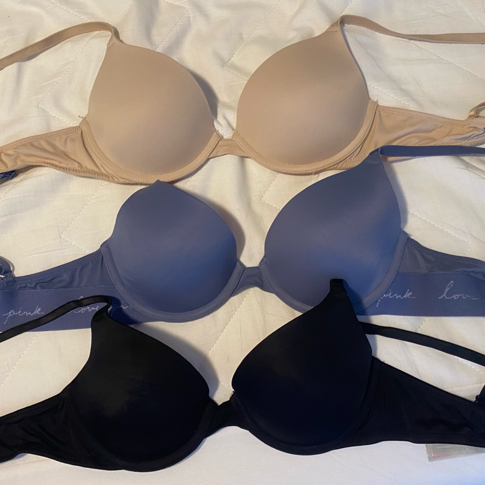 LOT 32B Victoria's Secret PINK Wear Everywhere Bras